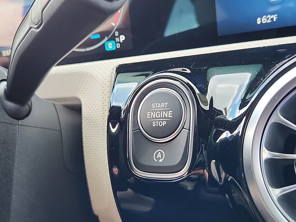 New 2025 Mercedes-Benz CLA 250 4MATIC image 25