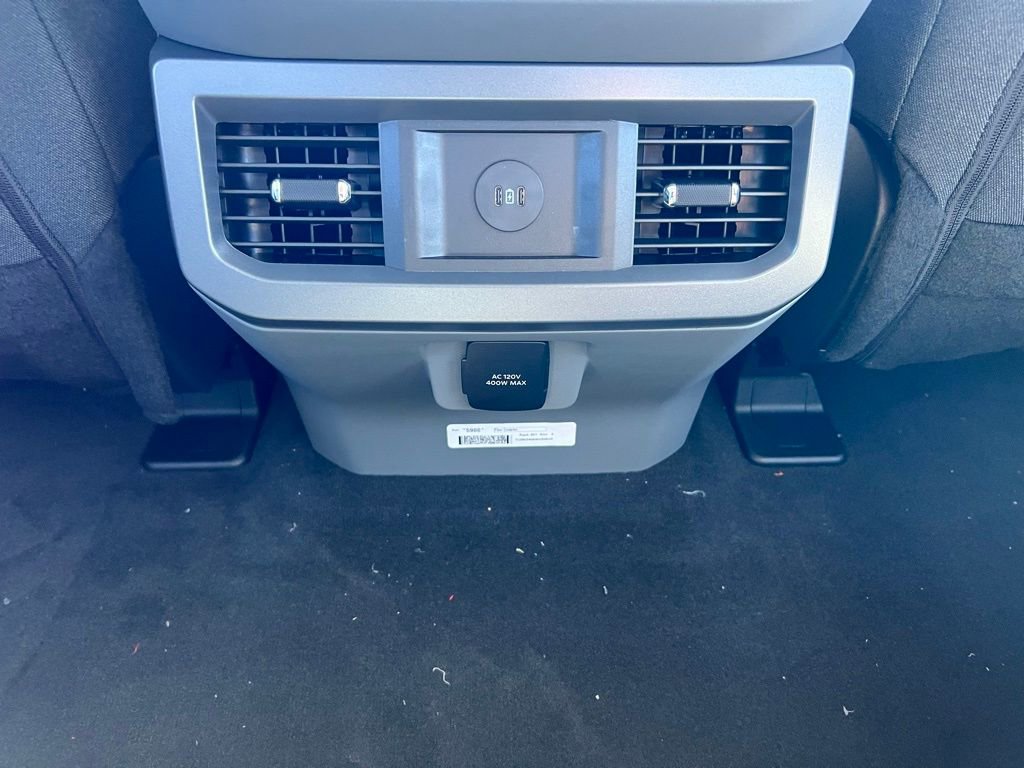 New 2026 Ford F250 XLT w/ FX4 Off-Road Package image 24