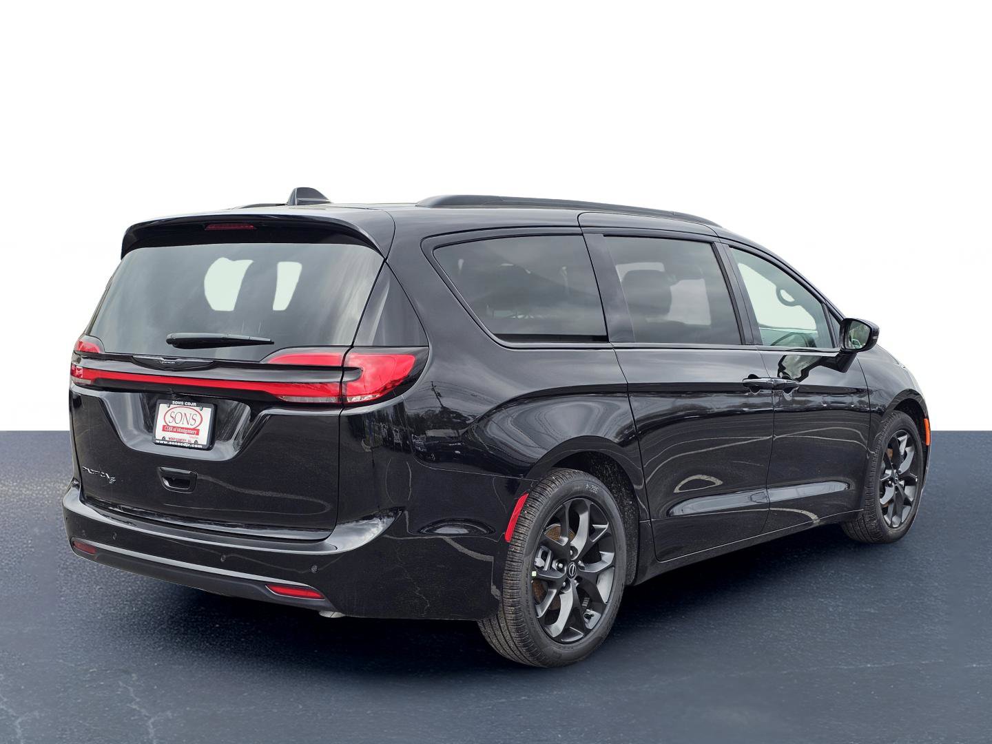 New 2026 Chrysler Pacifica Select w/ S Appearance Package image 8