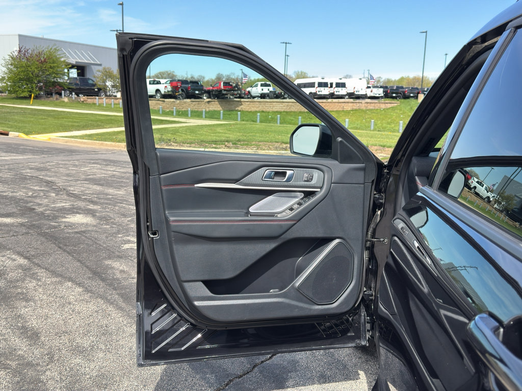 Used 2026 Ford Explorer ST AWD/4WD image 10