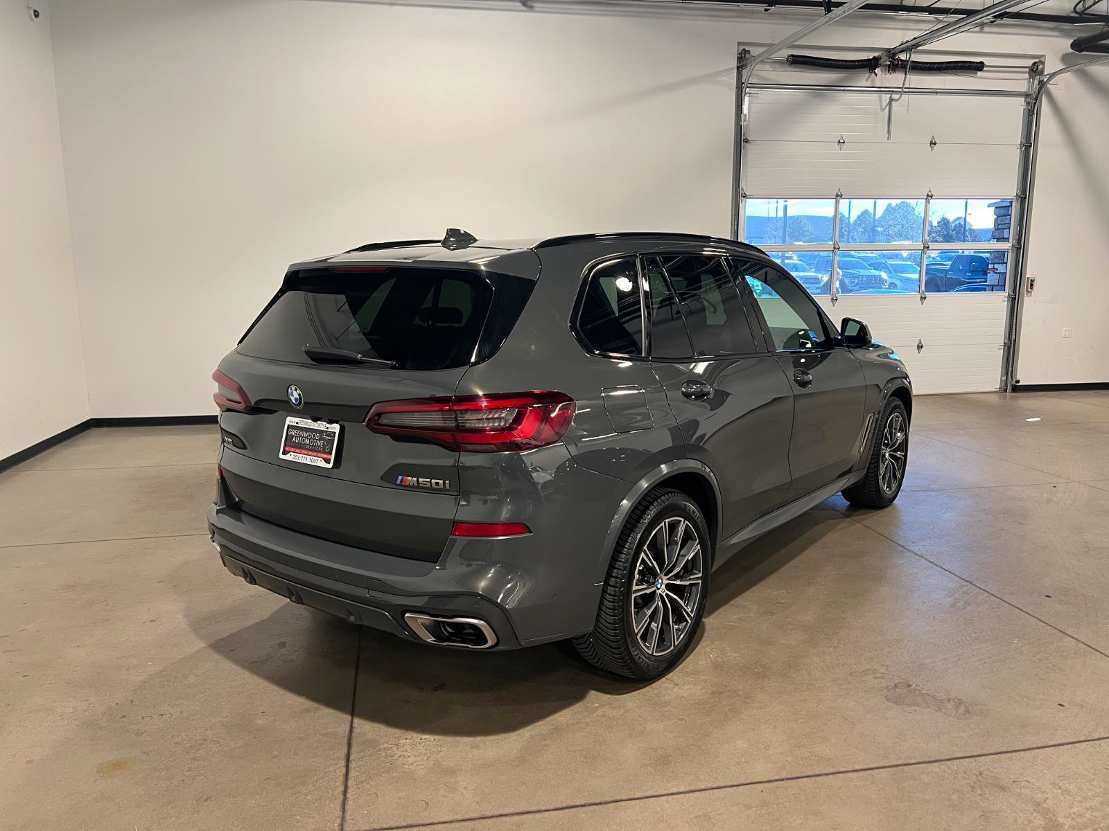 Used 2023 BMW X5 M50i w/ Executive Package image 3