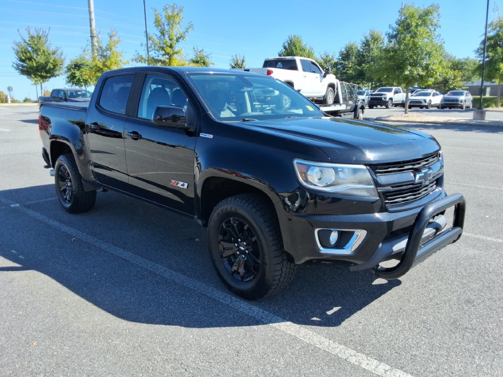 Certified 2019 Chevrolet Colorado Z71 w/ Z71 Midnight Edition AWD/4WD image 3