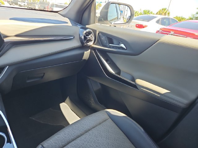 Used 2025 Chevrolet Equinox LT w/ Convenience Package II FWD image 10