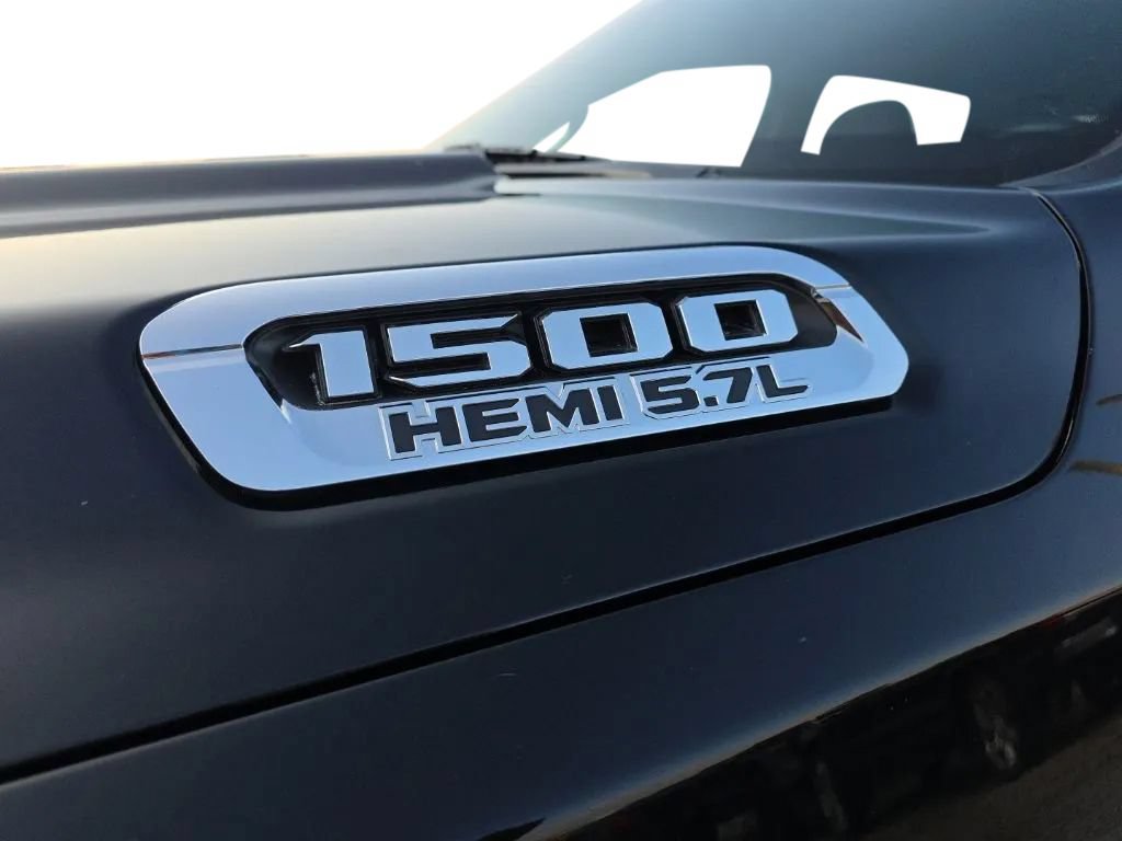 Used 2022 RAM 1500 Big Horn AWD/4WD image 6