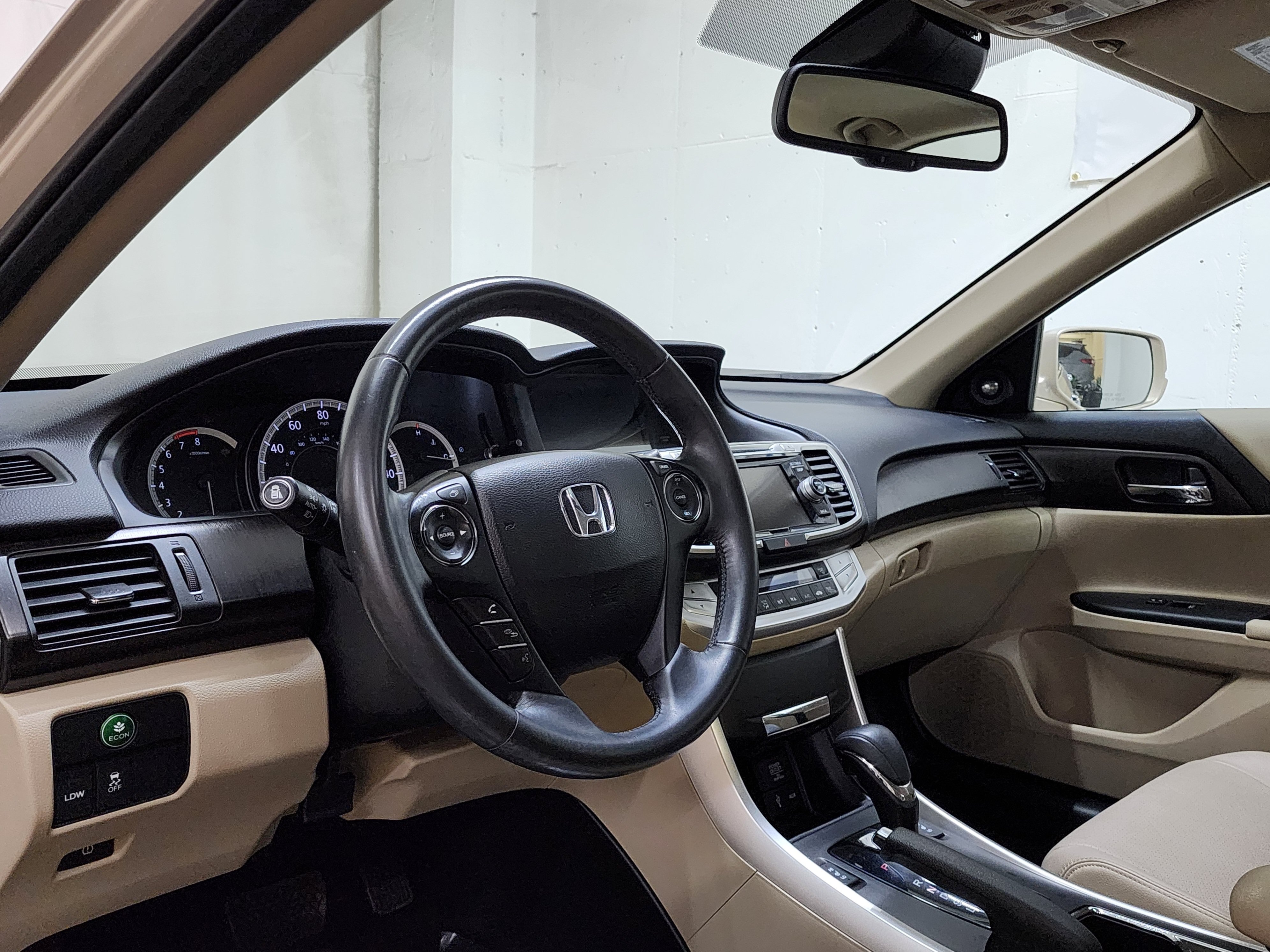 Used 2015 Honda Accord EX-L image 12