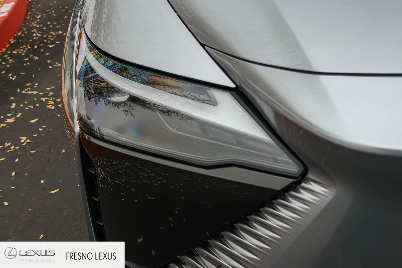 Used 2025 Lexus RZ 300e image 10