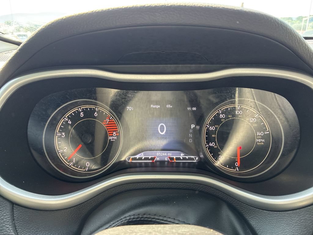 Used 2017 Jeep Cherokee Trailhawk AWD/4WD image 15