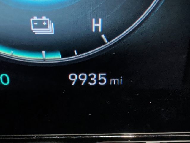 Certified 2025 Hyundai Elantra Limited image 6