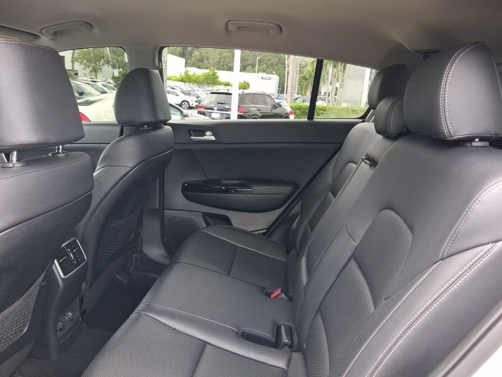Used 2020 Kia Sportage EX FWD image 7
