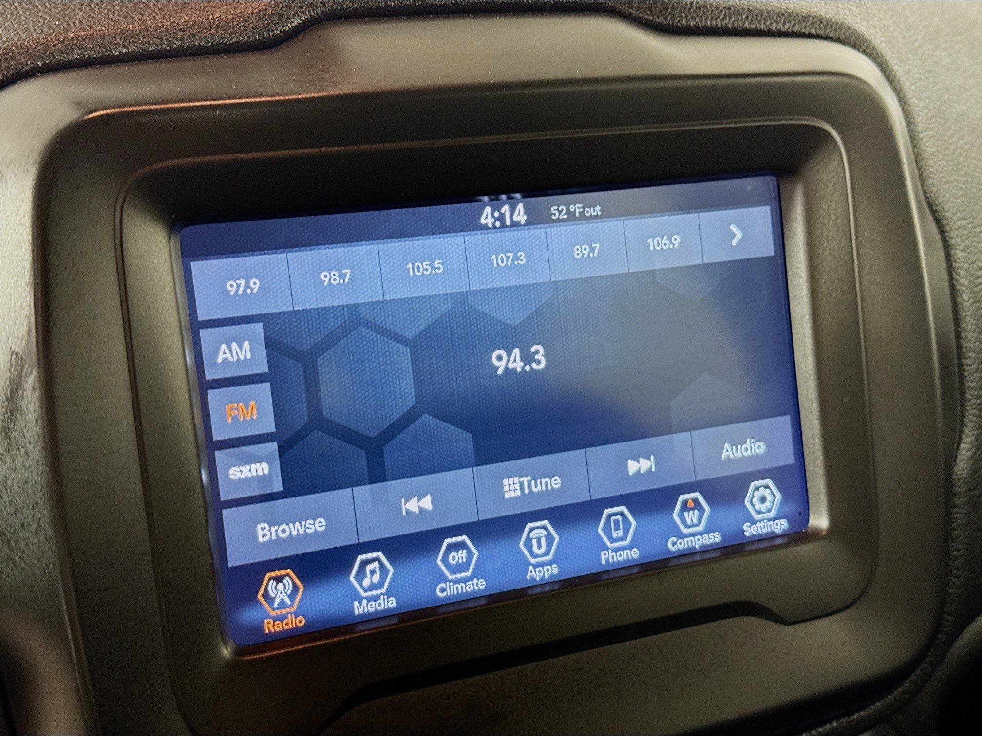 Used 2021 Jeep Renegade Sport image 17