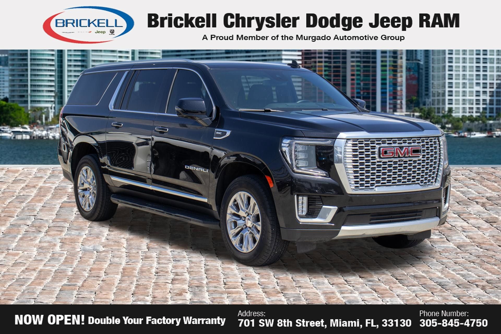 Used 2023 GMC Yukon XL Denali AWD/4WD image 3