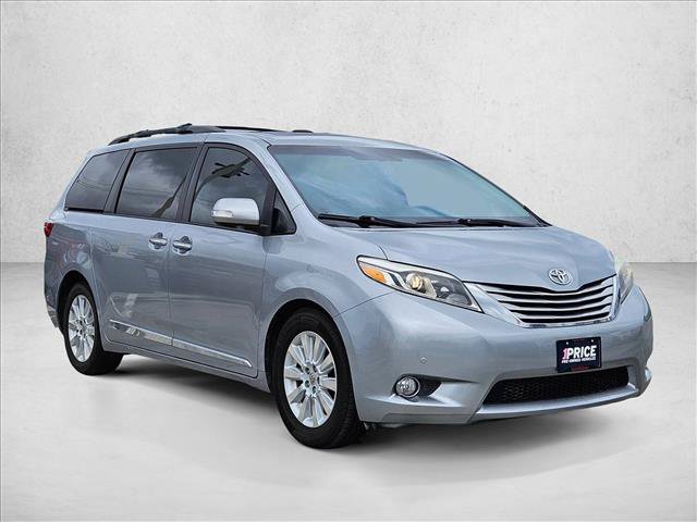 Used 2015 Toyota Sienna Limited FWD image 3