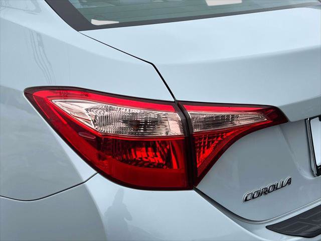 Certified 2018 Toyota Corolla LE image 11