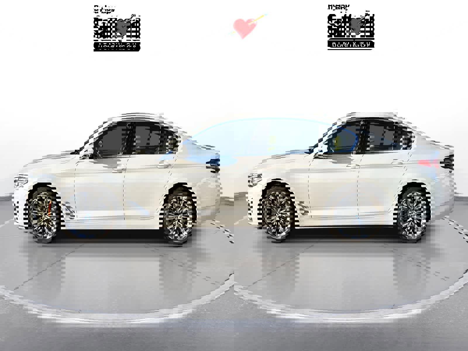 Used 2023 BMW 530i xDrive w/ Premium Package image 5