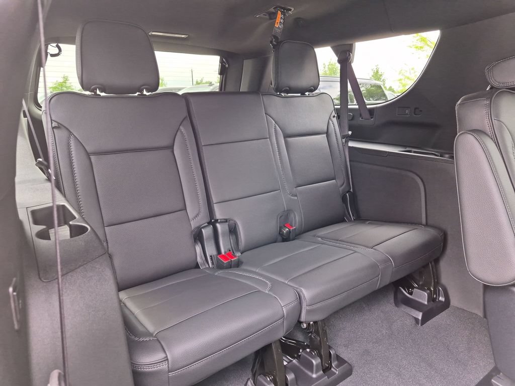 New 2026 GMC Yukon XL Denali w/ Sun & Power Step Package AWD/4WD image 41