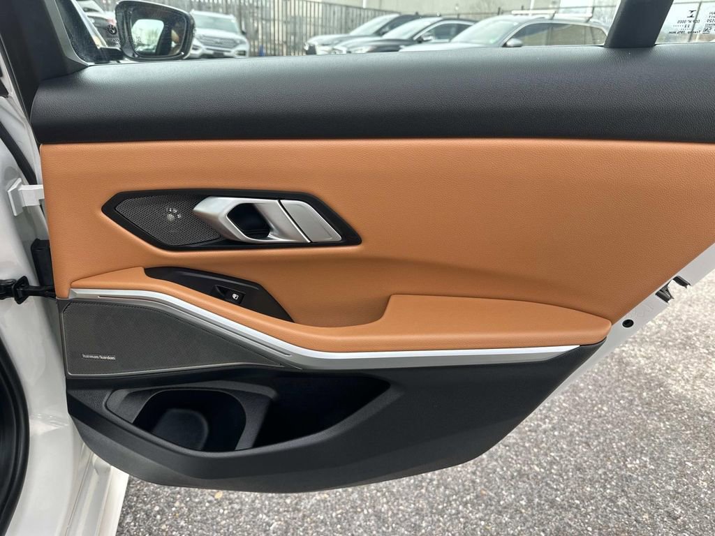 Used 2023 BMW 330e xDrive w/ M Sport Package image 36