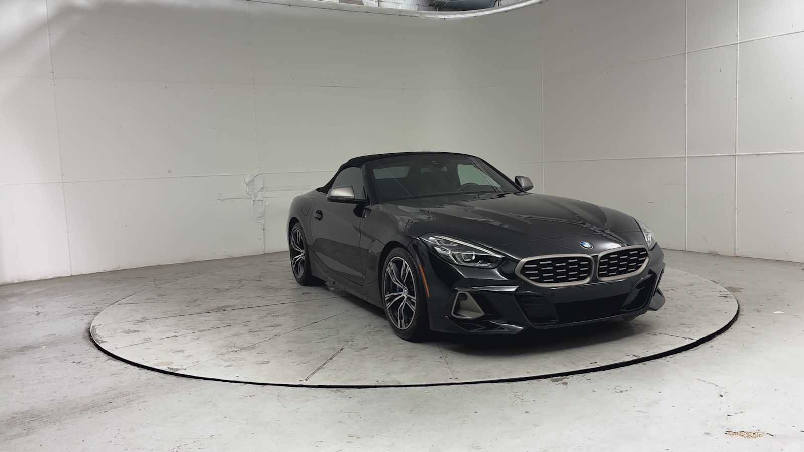 Used 2023 BMW Z4 M40i w/ Driving Assistance Package RWD image 5