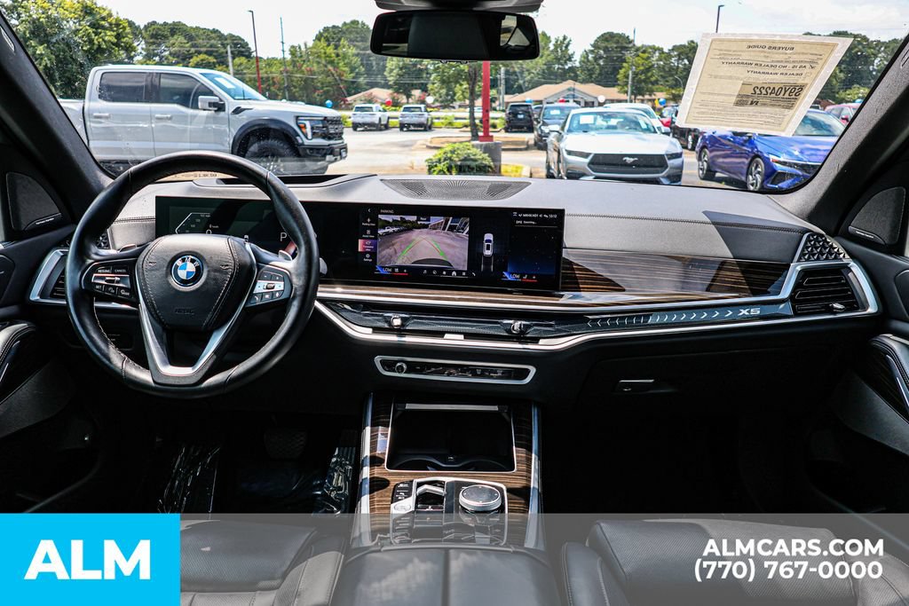 Used 2025 BMW X5 xDrive50e AWD/4WD image 30