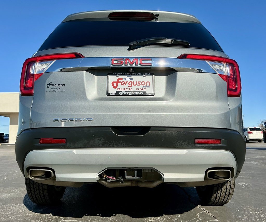 Used 2023 GMC Acadia SLT w/ Technology Package image 18