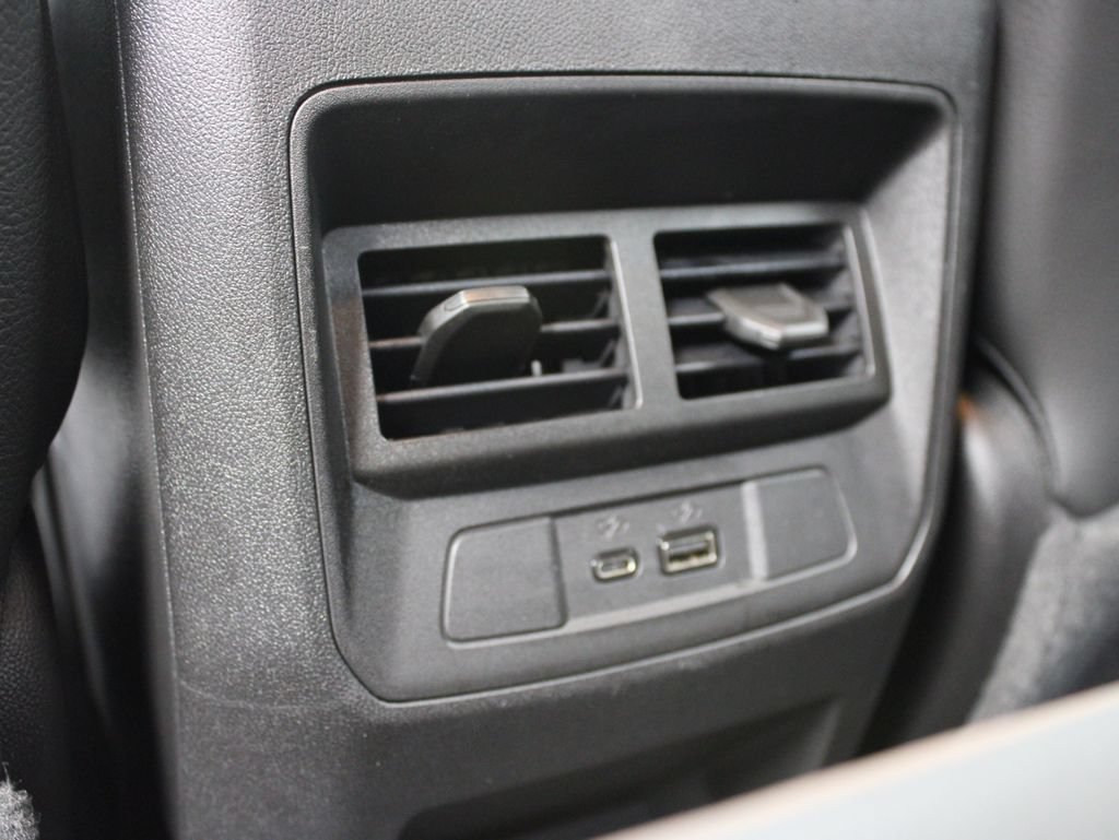 Used 2023 GMC Canyon Denali AWD/4WD image 18