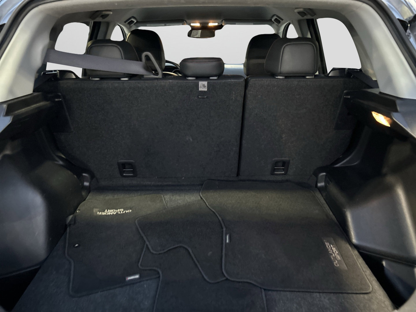 Used 2024 Mitsubishi Outlander Sport SE image 9