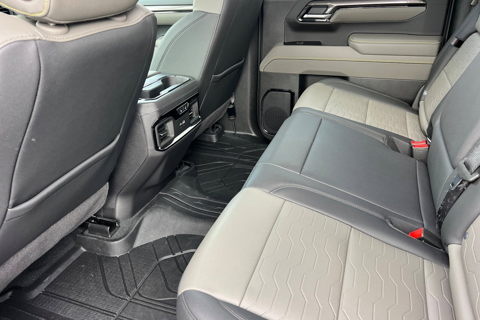 Certified 2025 Chevrolet Silverado 1500 ZR2 w/ Technology Package image 14