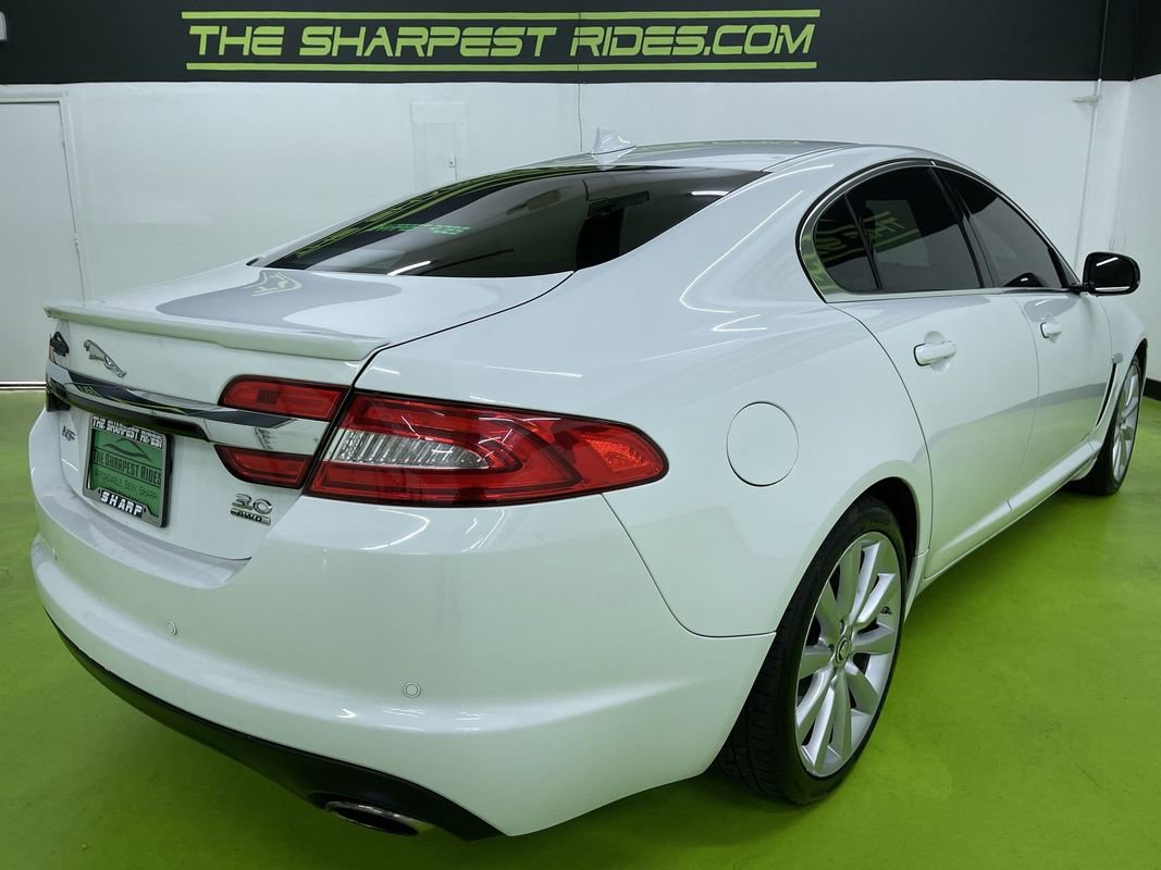 Used 2013 Jaguar XF 3.0 image 10