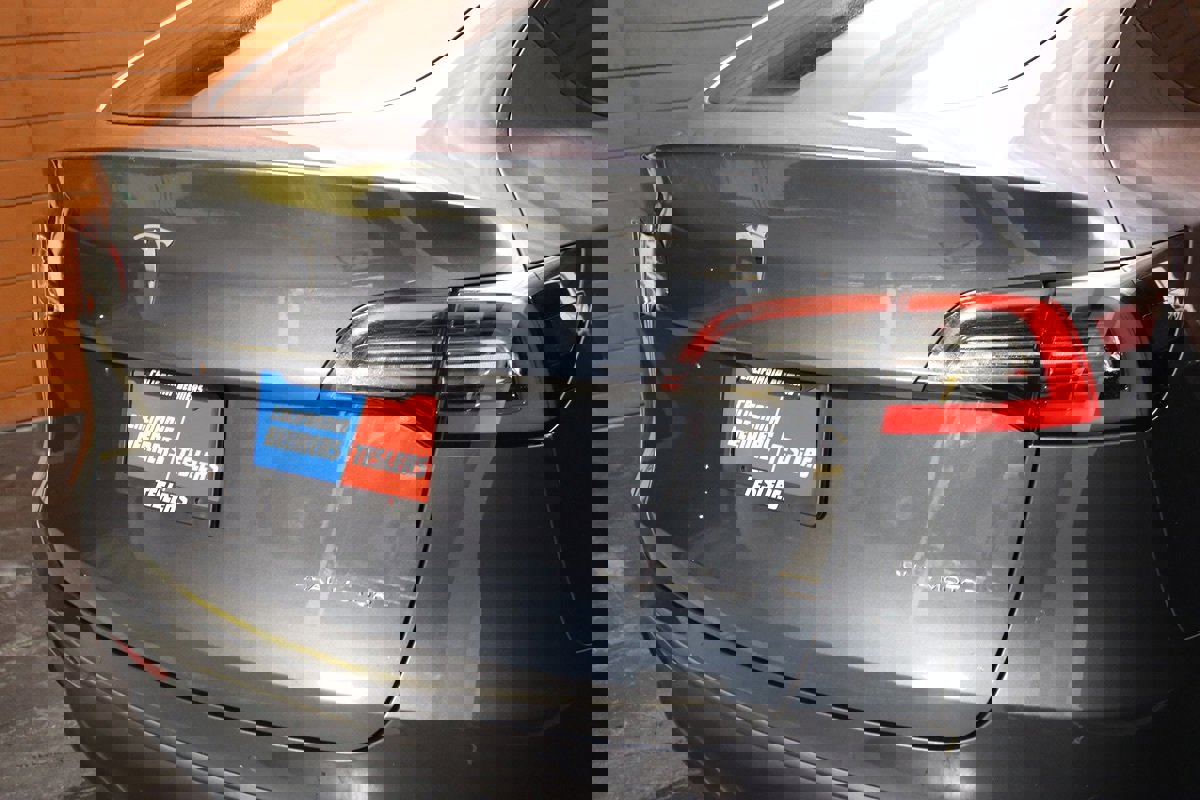 Used 2023 Tesla Model Y Long Range image 12