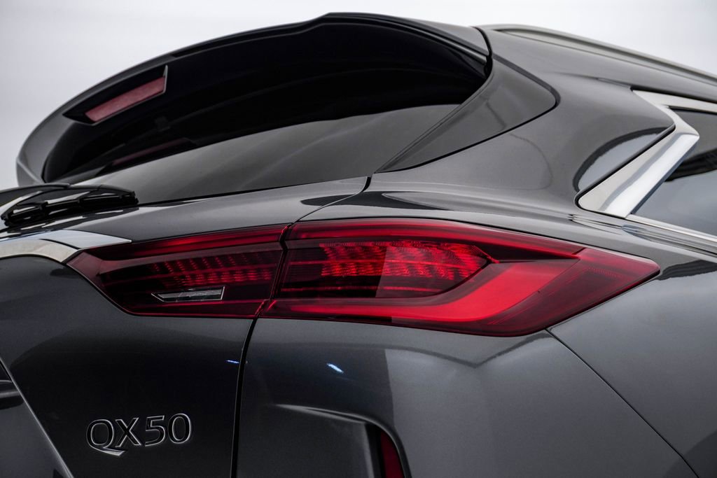 Used 2022 INFINITI QX50 Luxe image 13