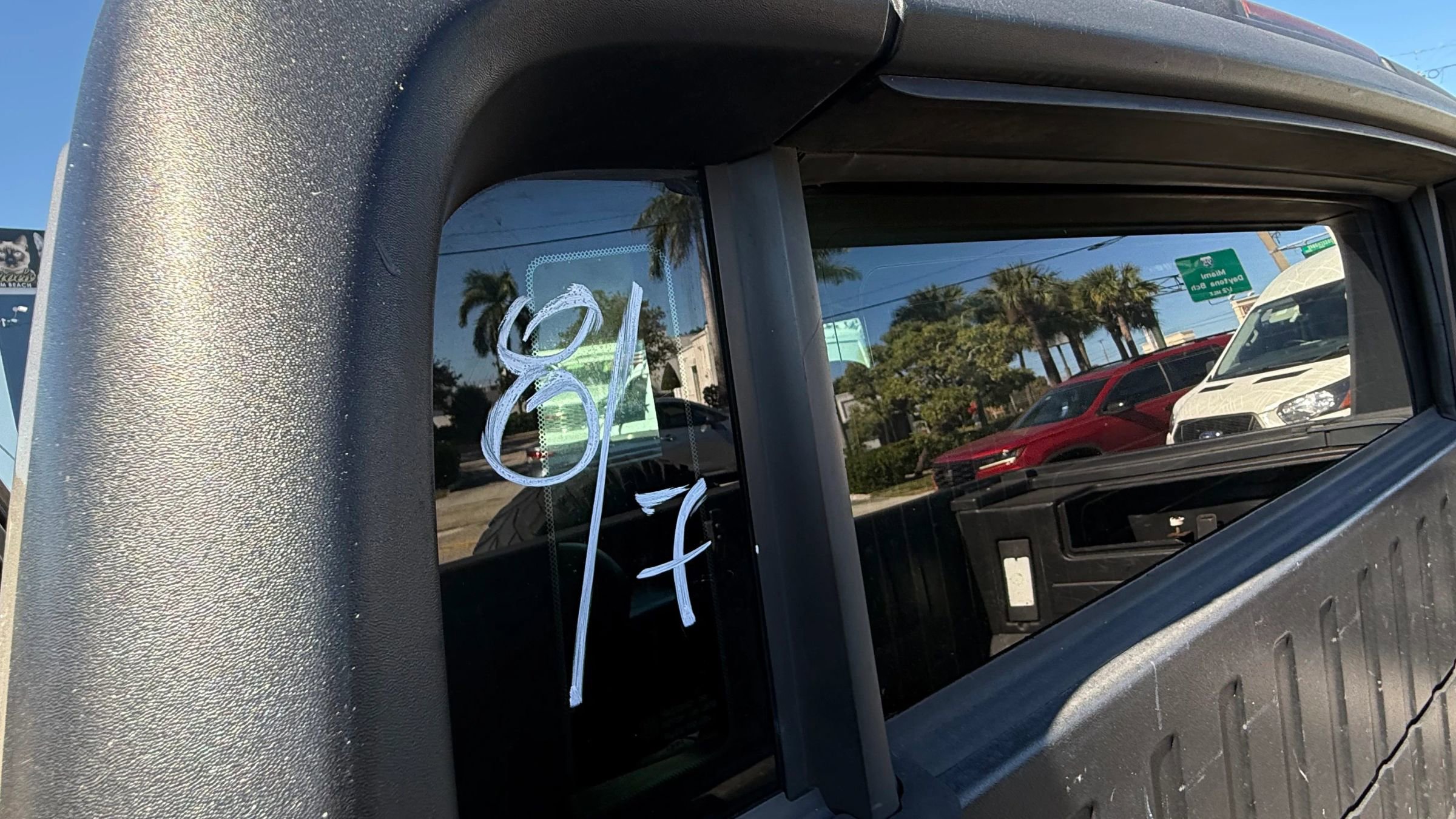 Used 2005 HUMMER H2 SUT w/ Preferred Equipment Group image 31