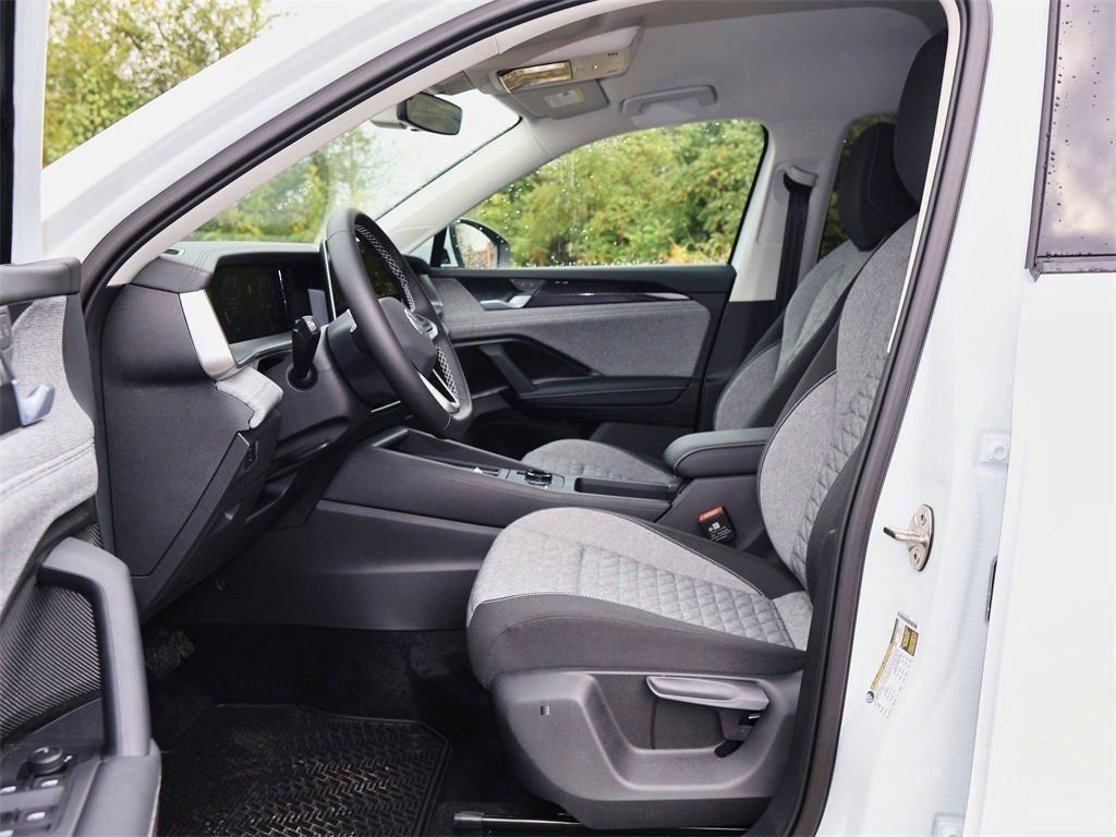 New 2025 Volkswagen Tiguan S image 11