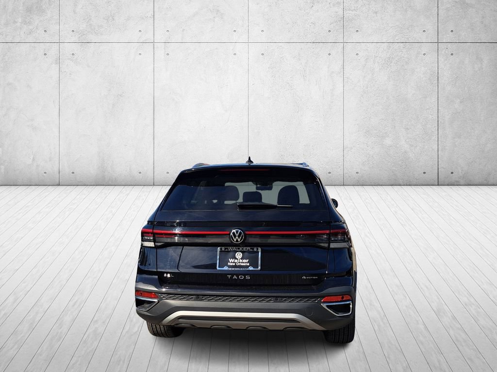 Used 2025 Volkswagen Taos SEL image 5