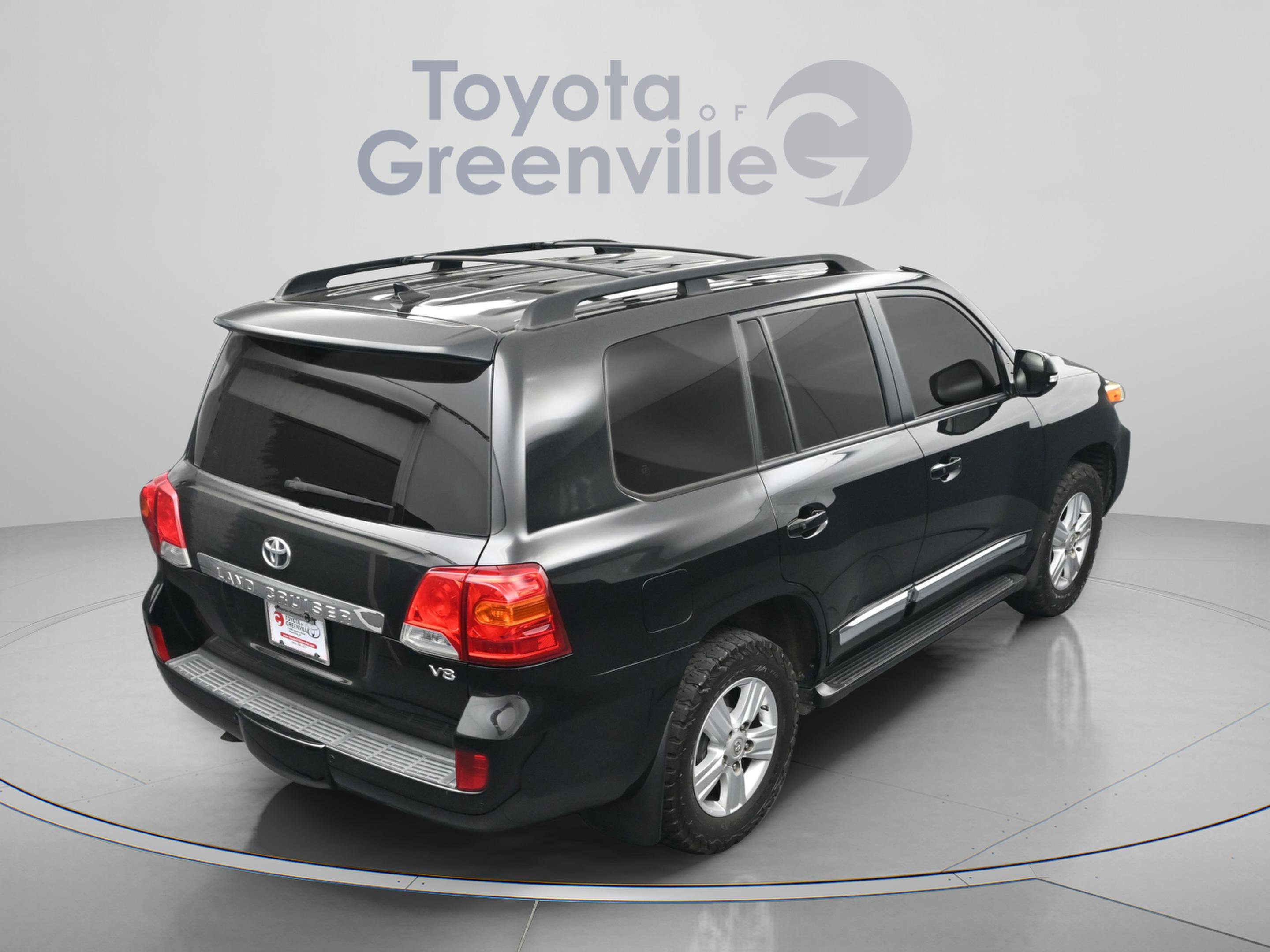 Used 2014 Toyota Land Cruiser AWD/4WD image 15