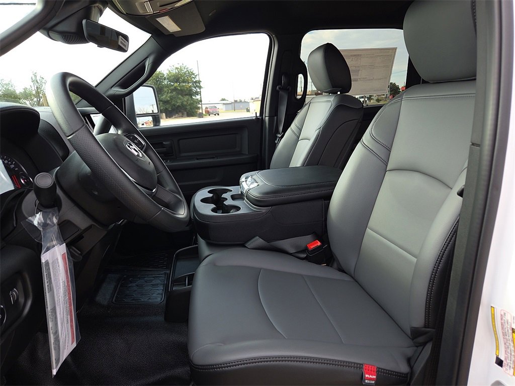 New 2026 RAM 5500 Tradesman w/ Chrome Appearance Group image 13
