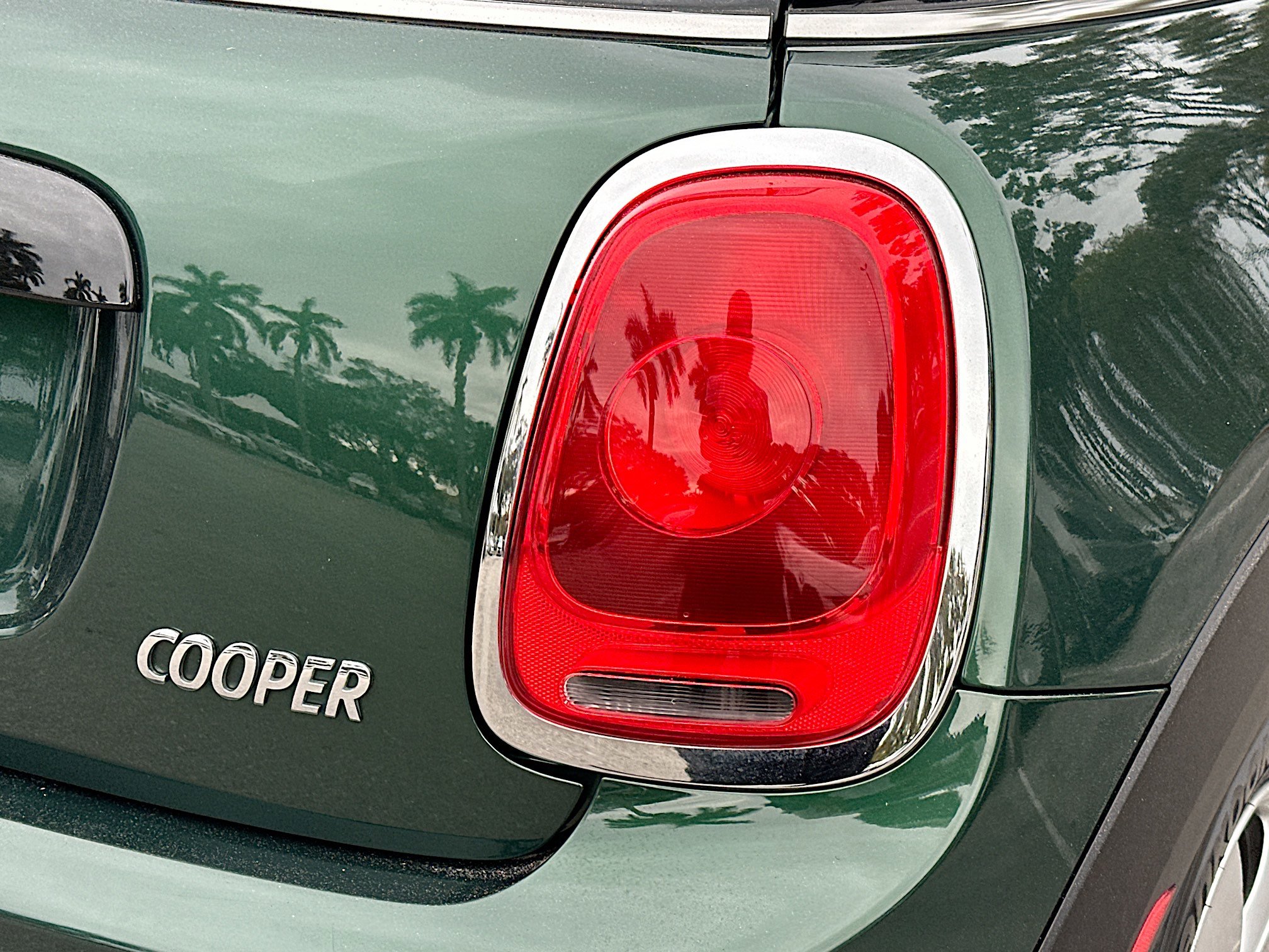 Used 2018 MINI Cooper 2-Door Hardtop image 26