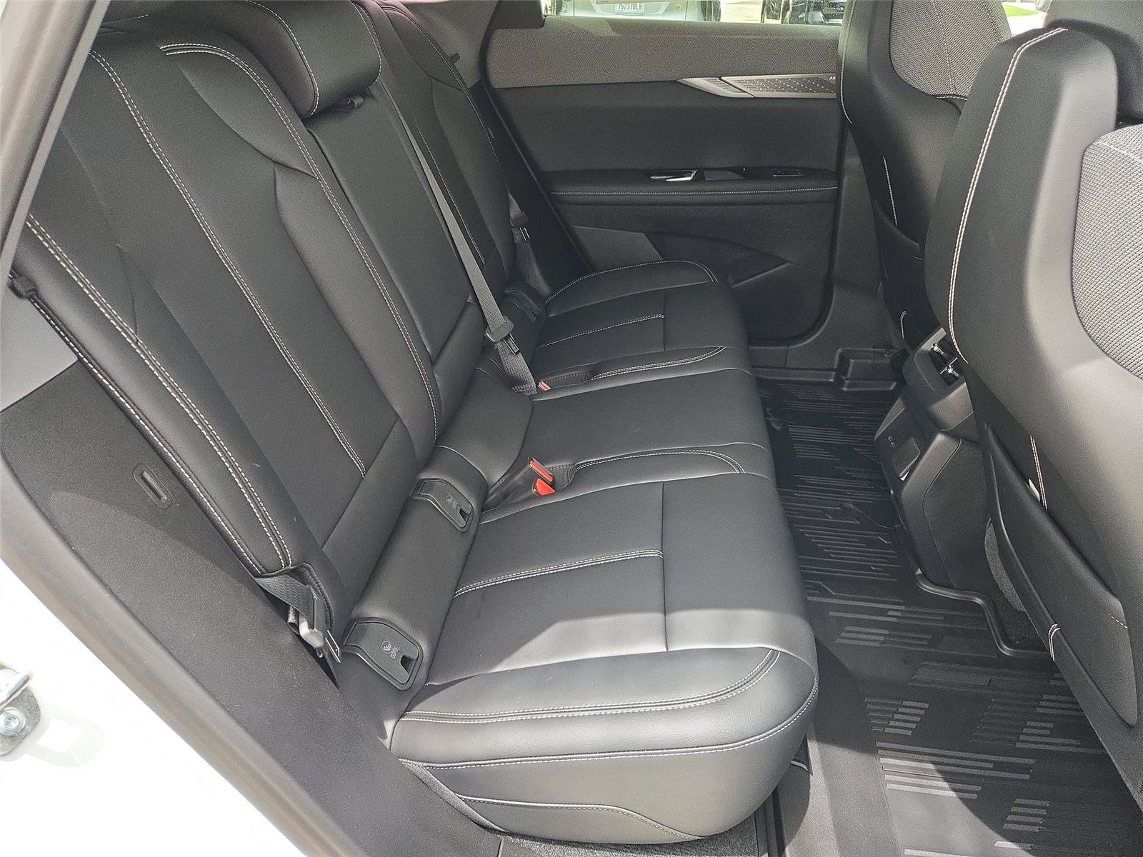 New 2026 Cadillac Optiq Luxury 1 w/ LPO, Floor Liner Package AWD/4WD image 28