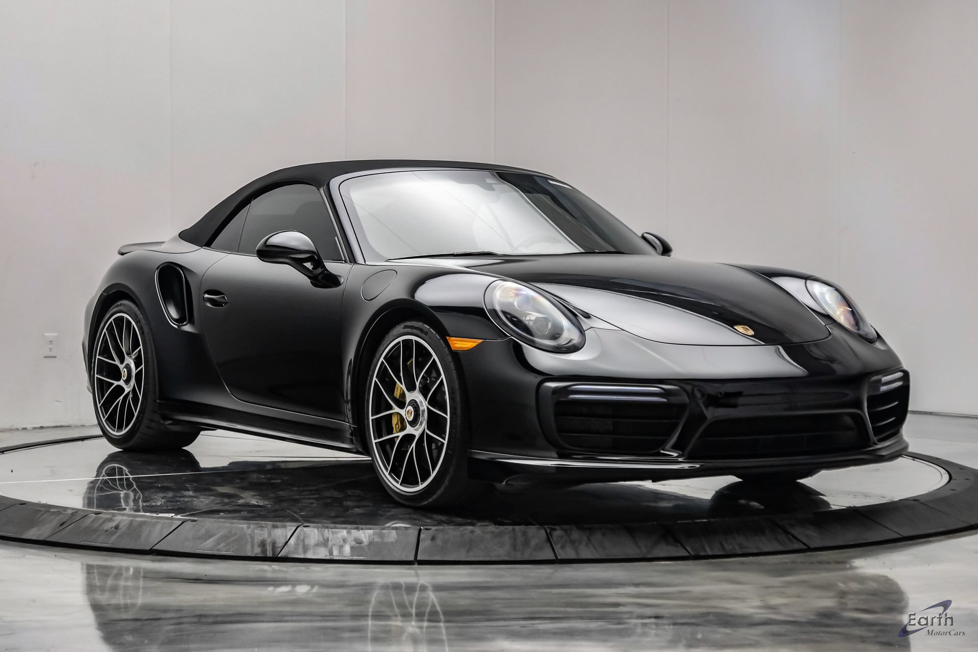 Used 2019 Porsche 911 Turbo S AWD/4WD image 30