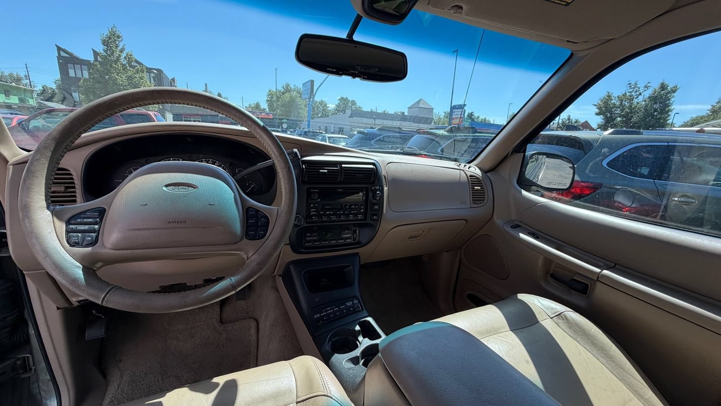 Used 2001 Ford Explorer Eddie Bauer AWD/4WD image 7