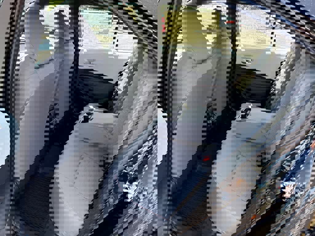 Used 2025 Toyota Corolla FX w/ Convenience Package FWD image 9