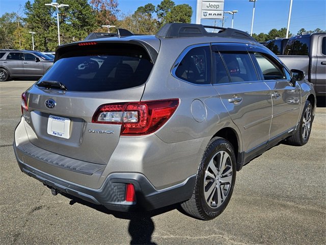 Used 2019 Subaru Outback 2.5i Limited image 12
