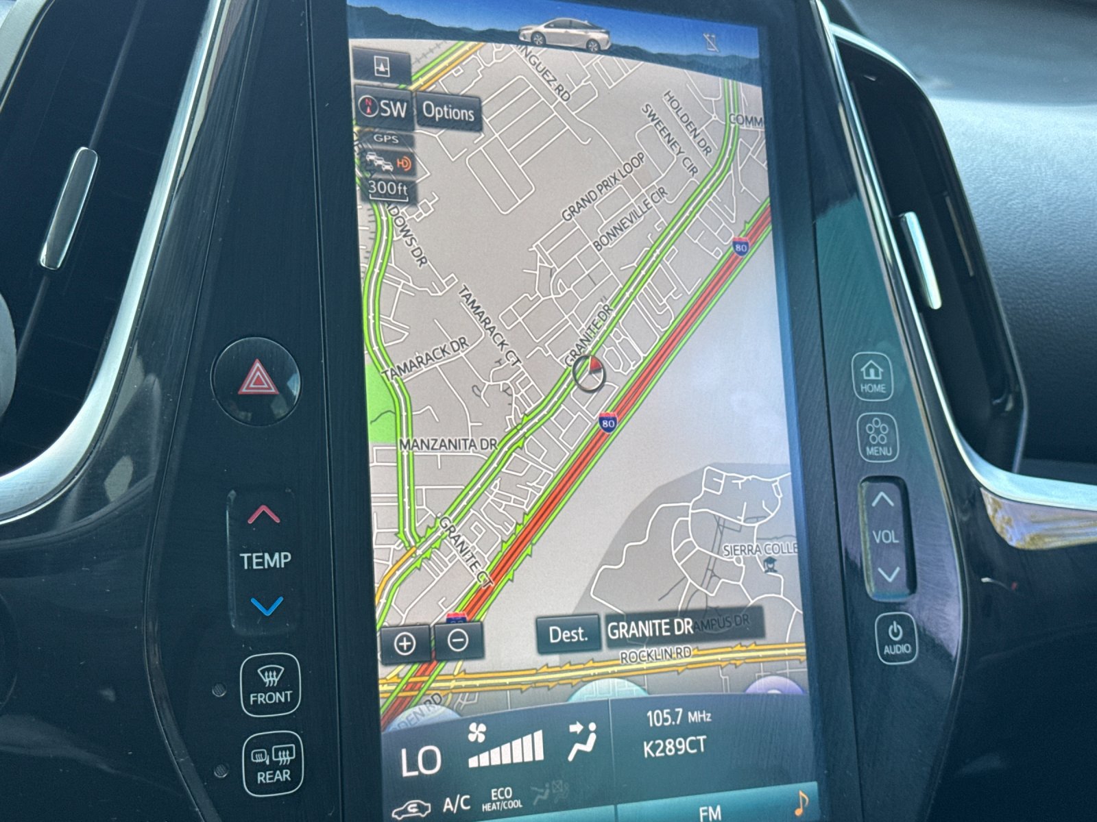 Used 2022 Toyota Prius Prime XLE FWD image 19