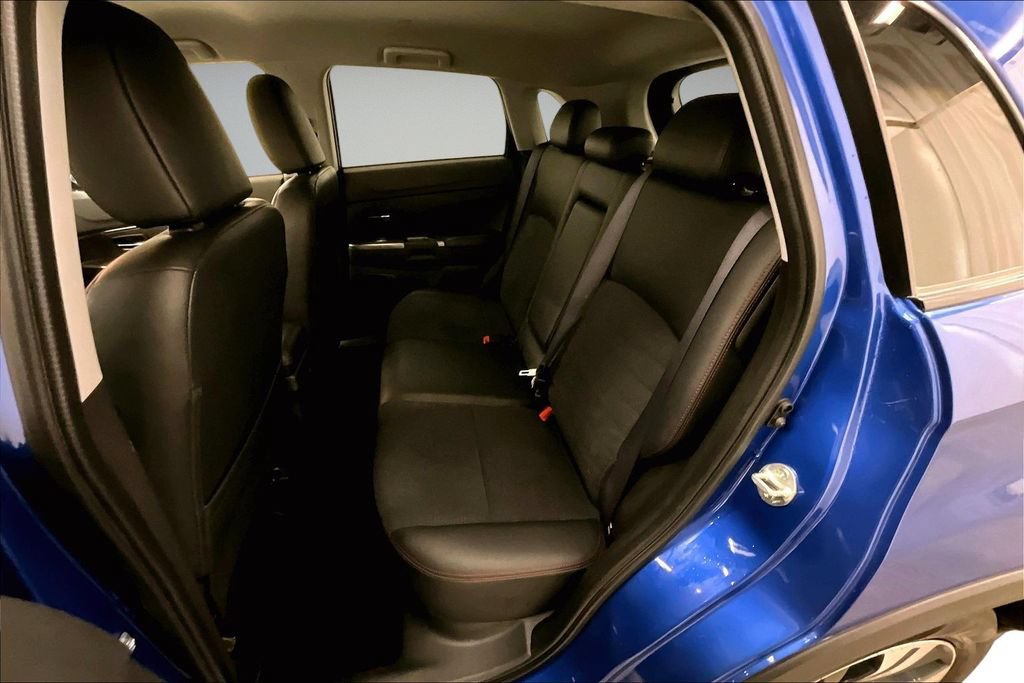 Used 2024 Mitsubishi Outlander Sport SE AWD/4WD image 22