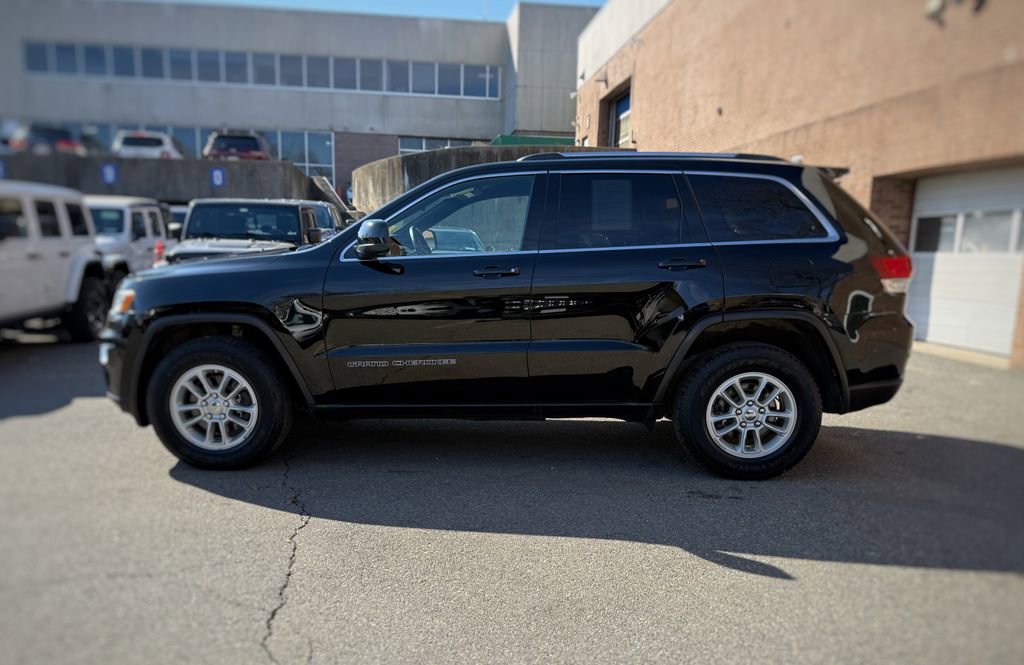 Used 2020 Jeep Grand Cherokee Laredo image 17