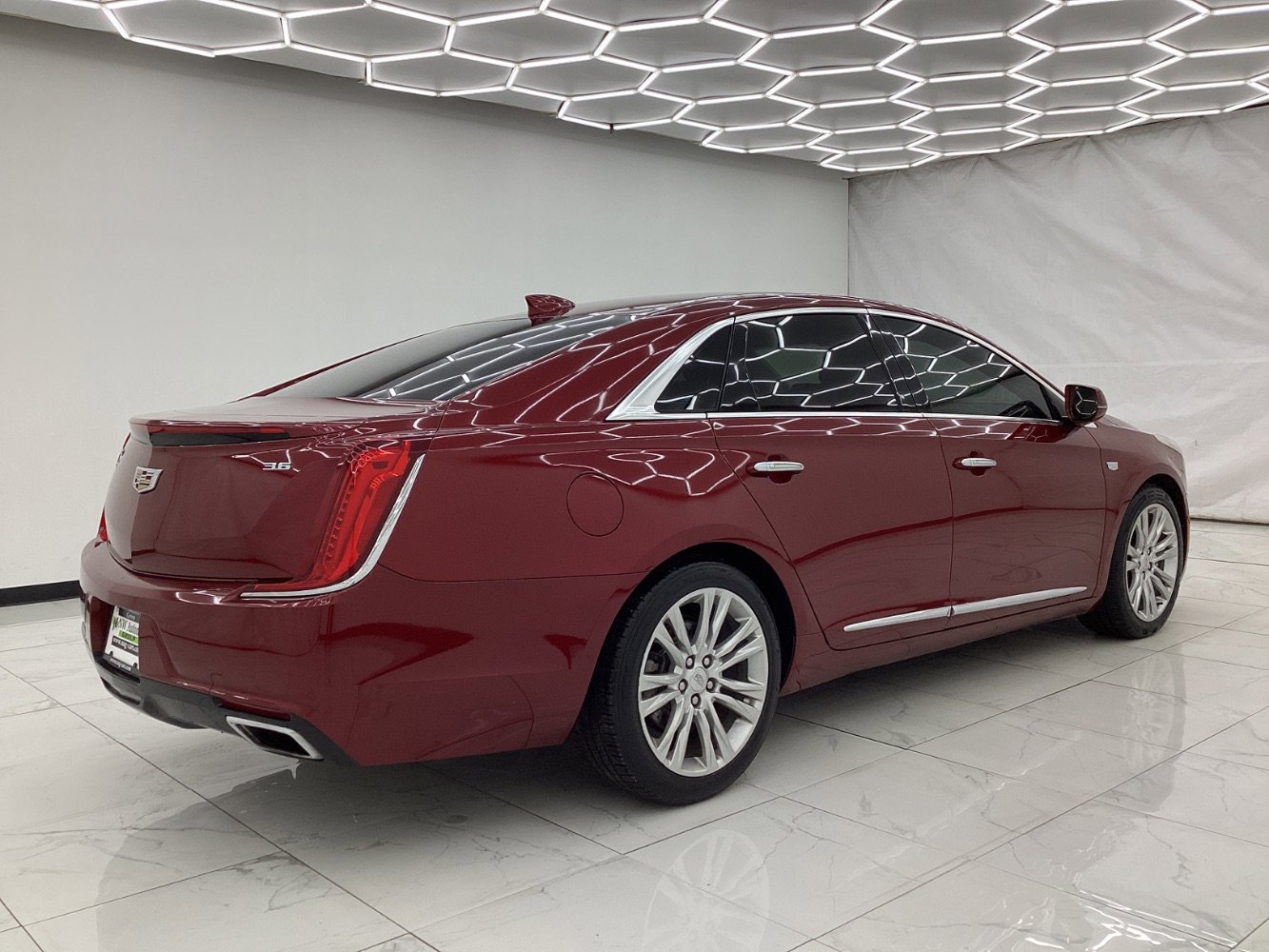 Used 2019 Cadillac XTS Luxury image 11