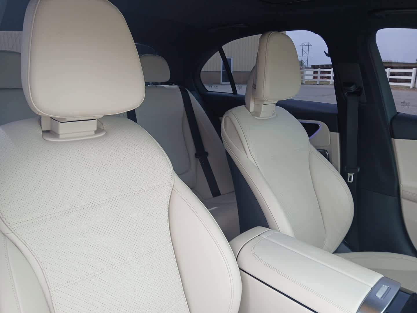 Used 2025 Mercedes-Benz C 300 Sedan image 49
