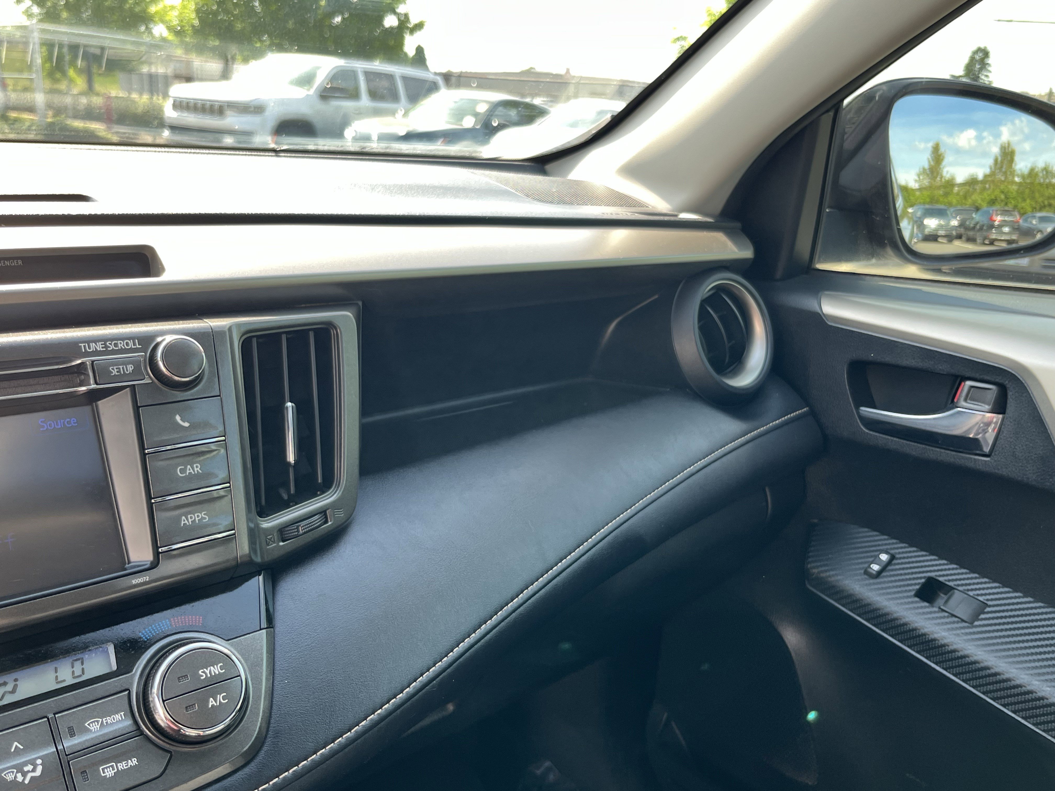 Used 2013 Toyota RAV4 Limited FWD image 24