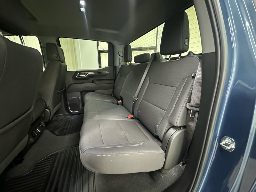 Certified 2024 Chevrolet Silverado 1500 LT AWD/4WD image 21