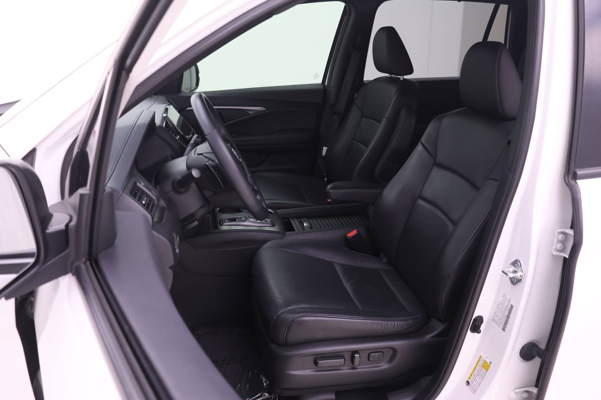 Certified 2023 Honda Passport EX-L image 4