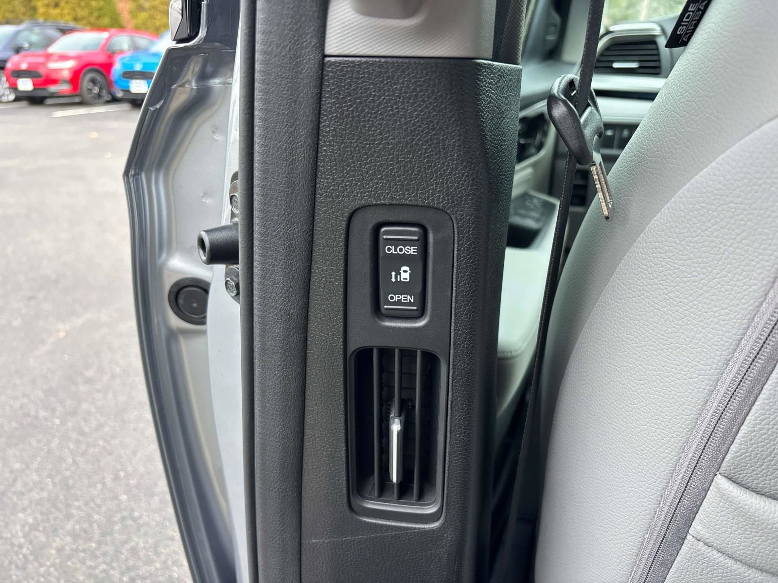 Certified 2023 Honda Odyssey Touring image 19