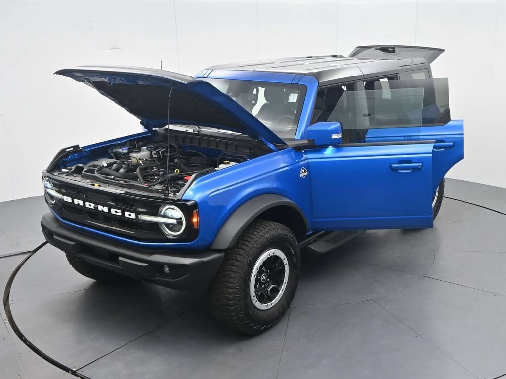 Used 2024 Ford Bronco Outer Banks w/ Sasquatch Package AWD/4WD image 49